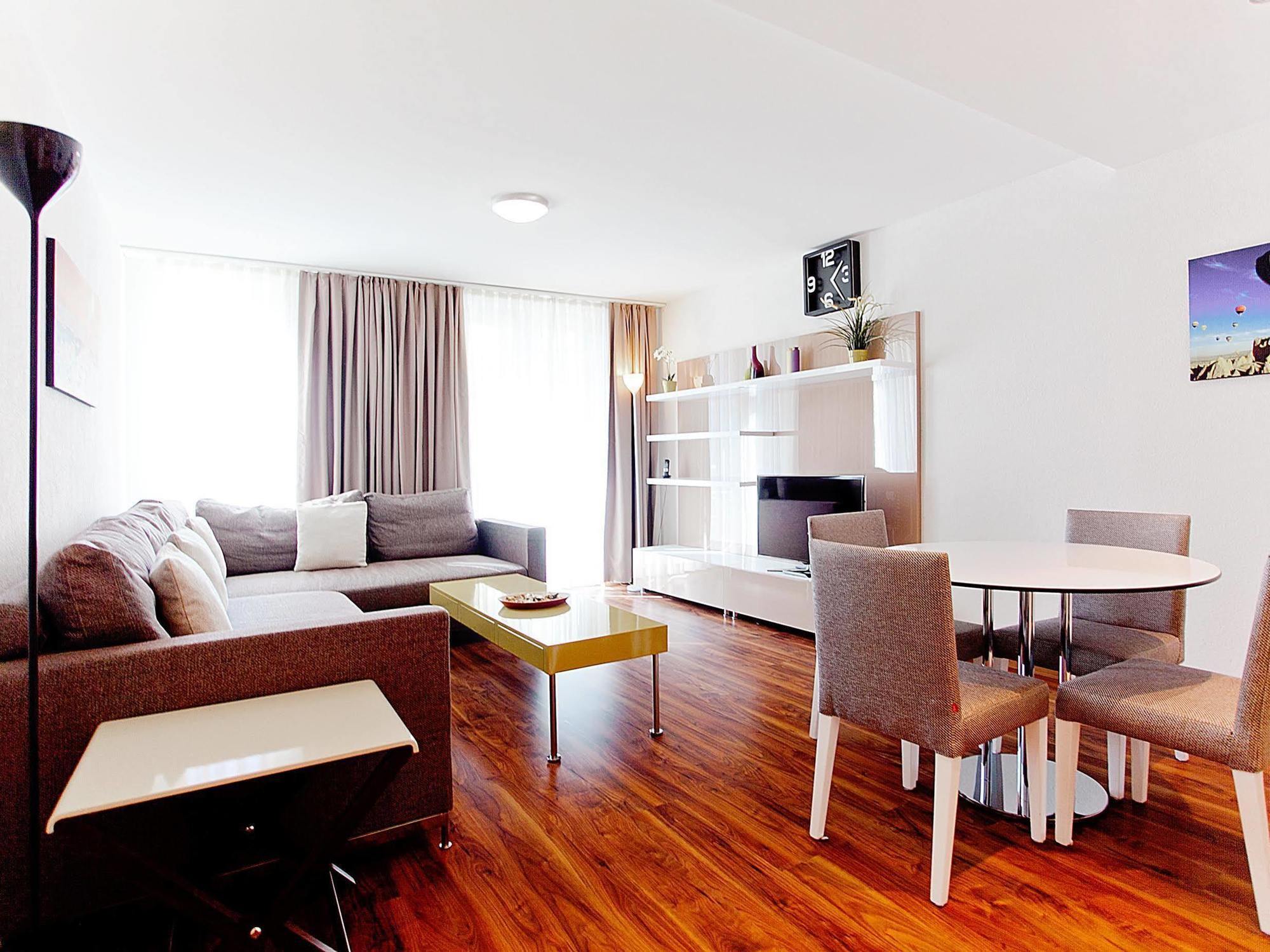 Premium Apartments By Livingdowntown Zurique Exterior foto