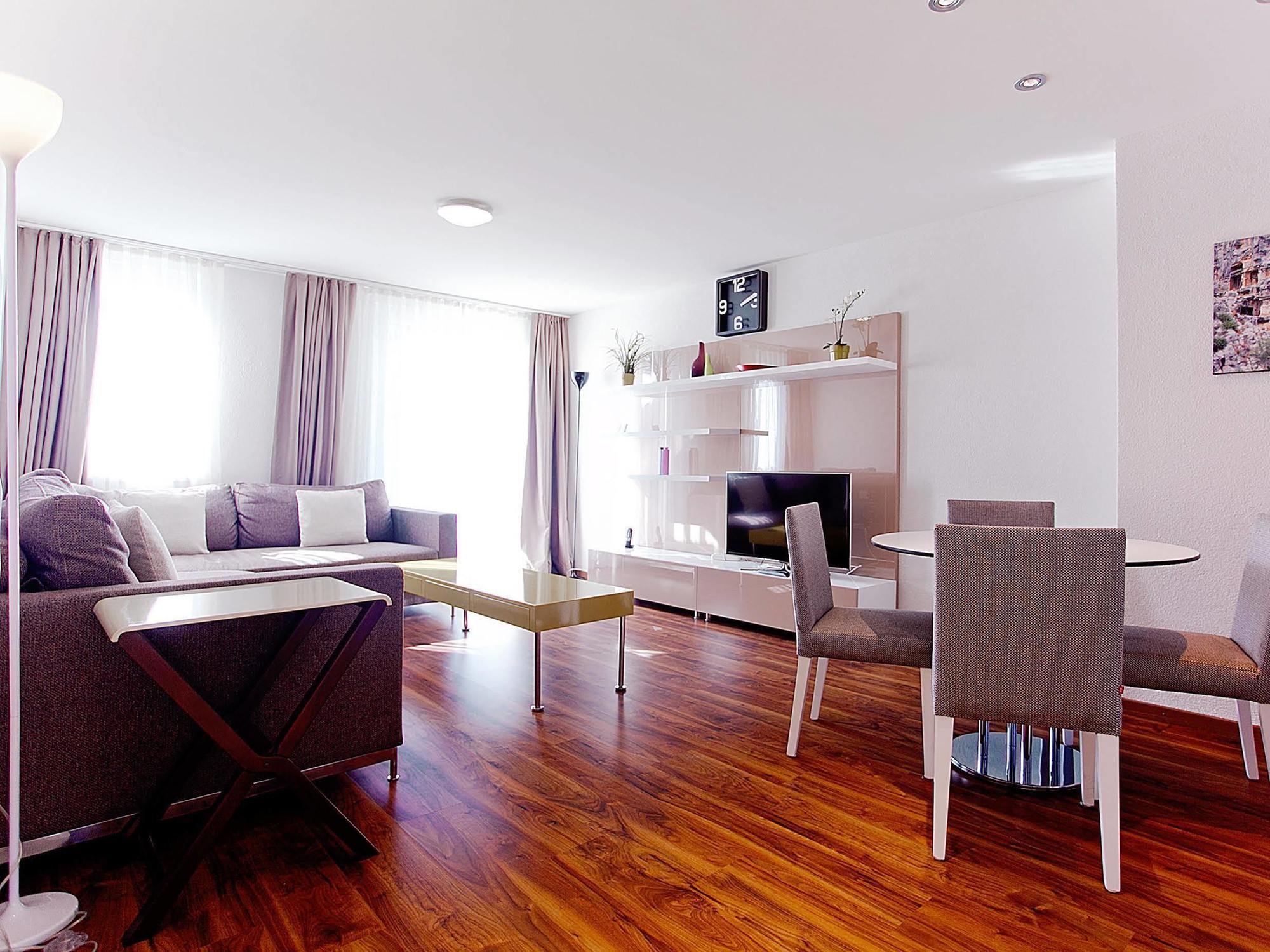 Premium Apartments By Livingdowntown Zurique Exterior foto