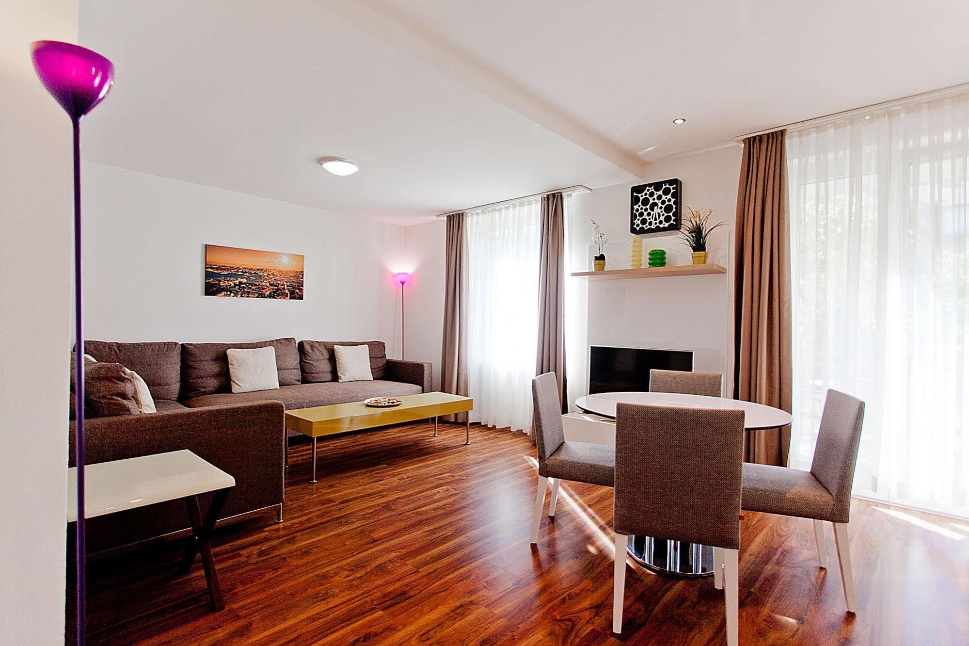 Premium Apartments By Livingdowntown Zurique Exterior foto